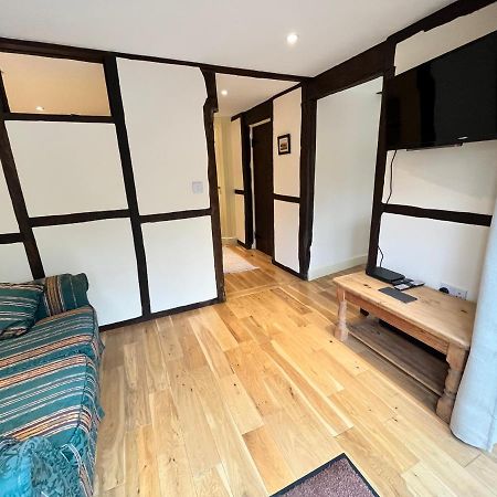 Swan House Tea Room And Bed & Breakfast Лидни Екстериор снимка